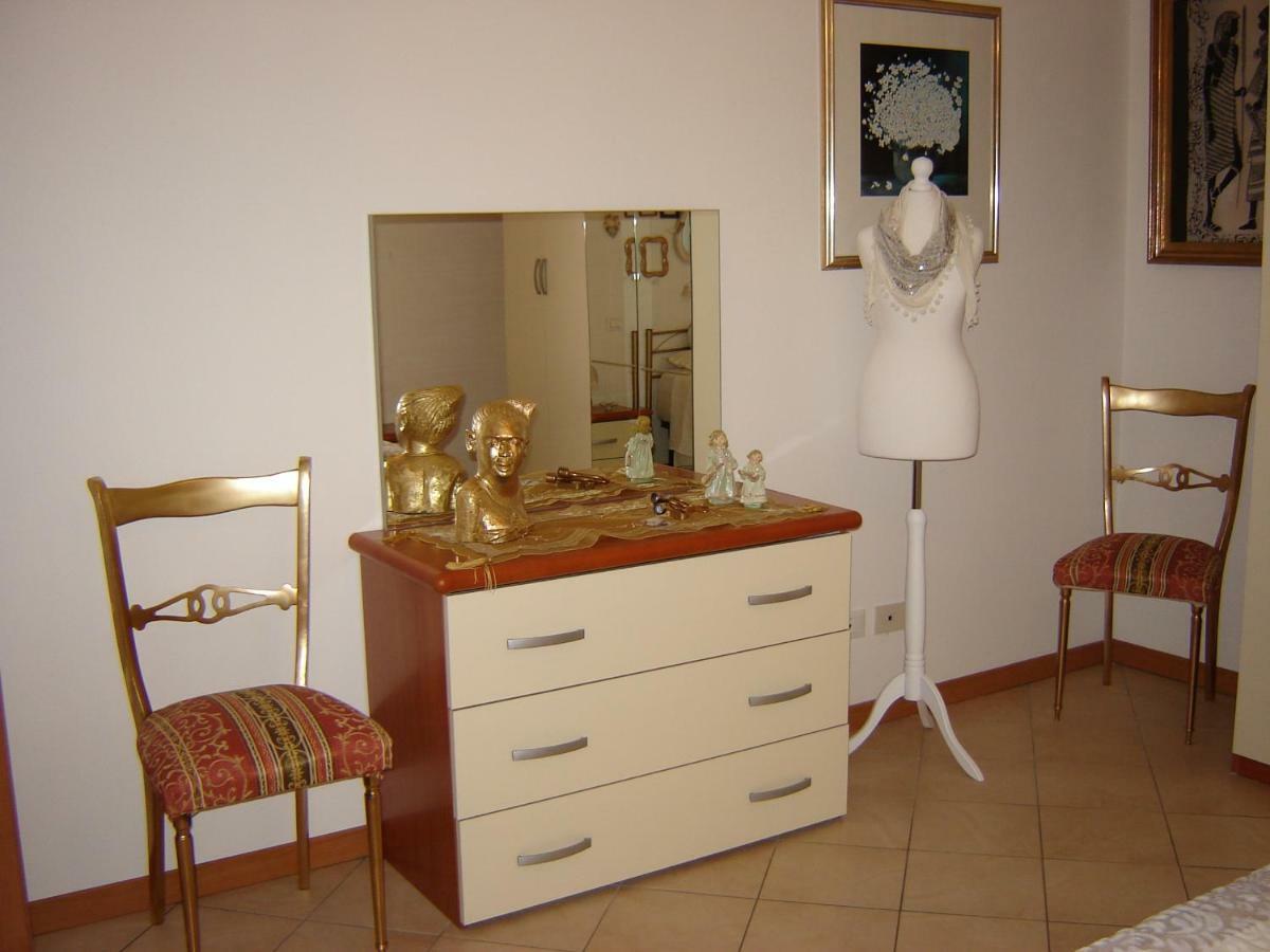 Casa Del Sole Appartamento N° 2 White And Gold Room Gavardo Exterior foto